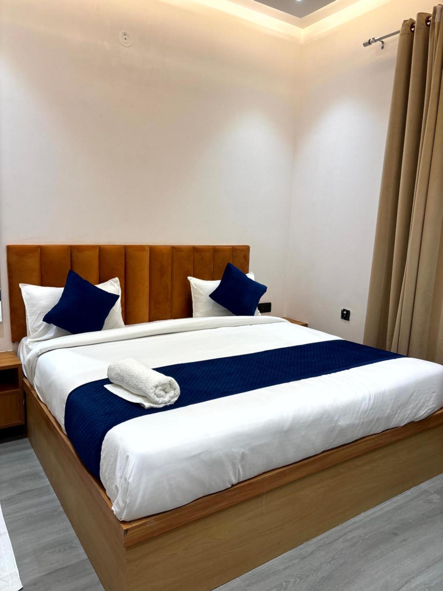 Hotel Taj Way By Jyoti Villa Agra  Εξωτερικό φωτογραφία