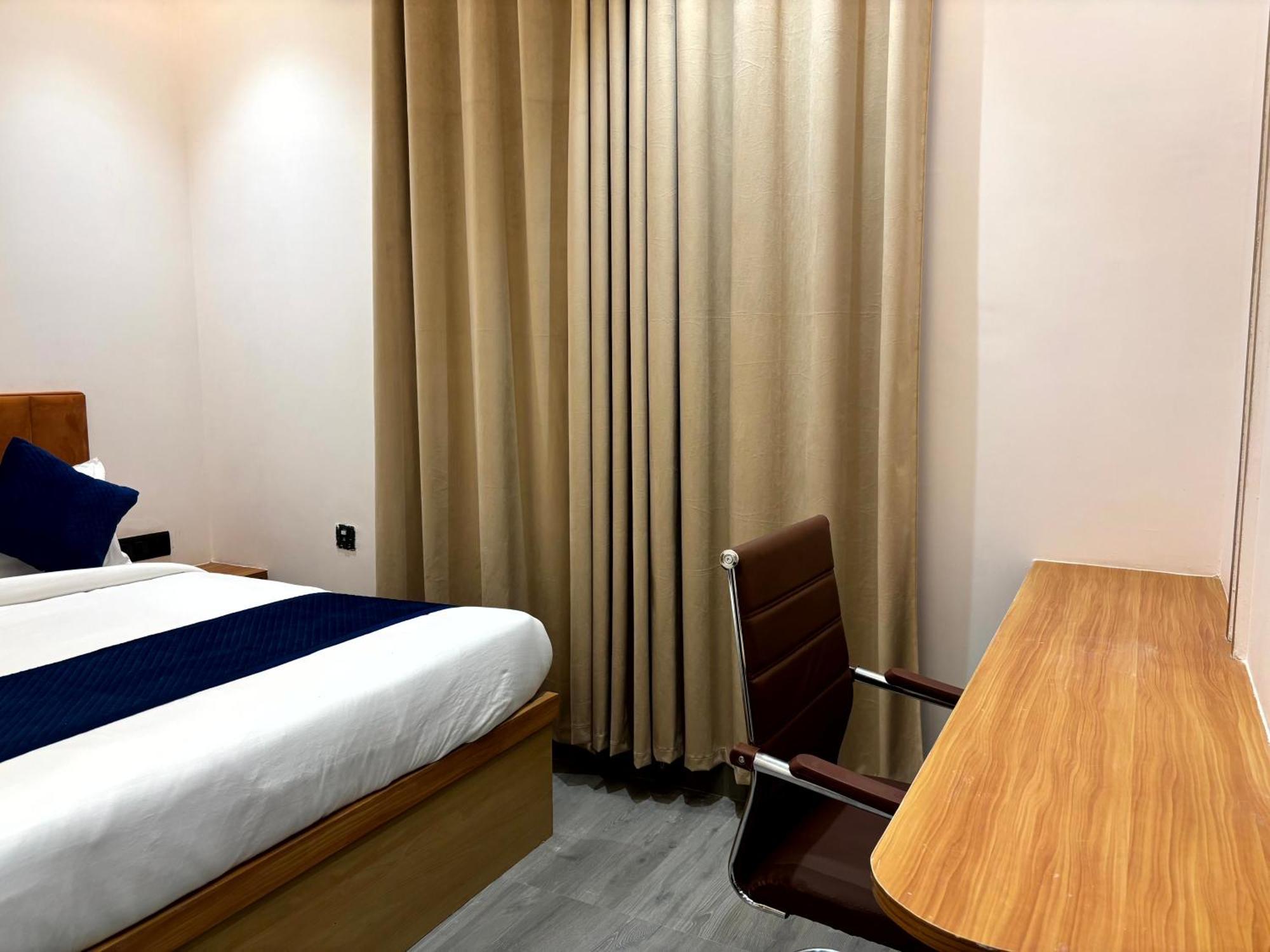 Hotel Taj Way By Jyoti Villa Agra  Εξωτερικό φωτογραφία